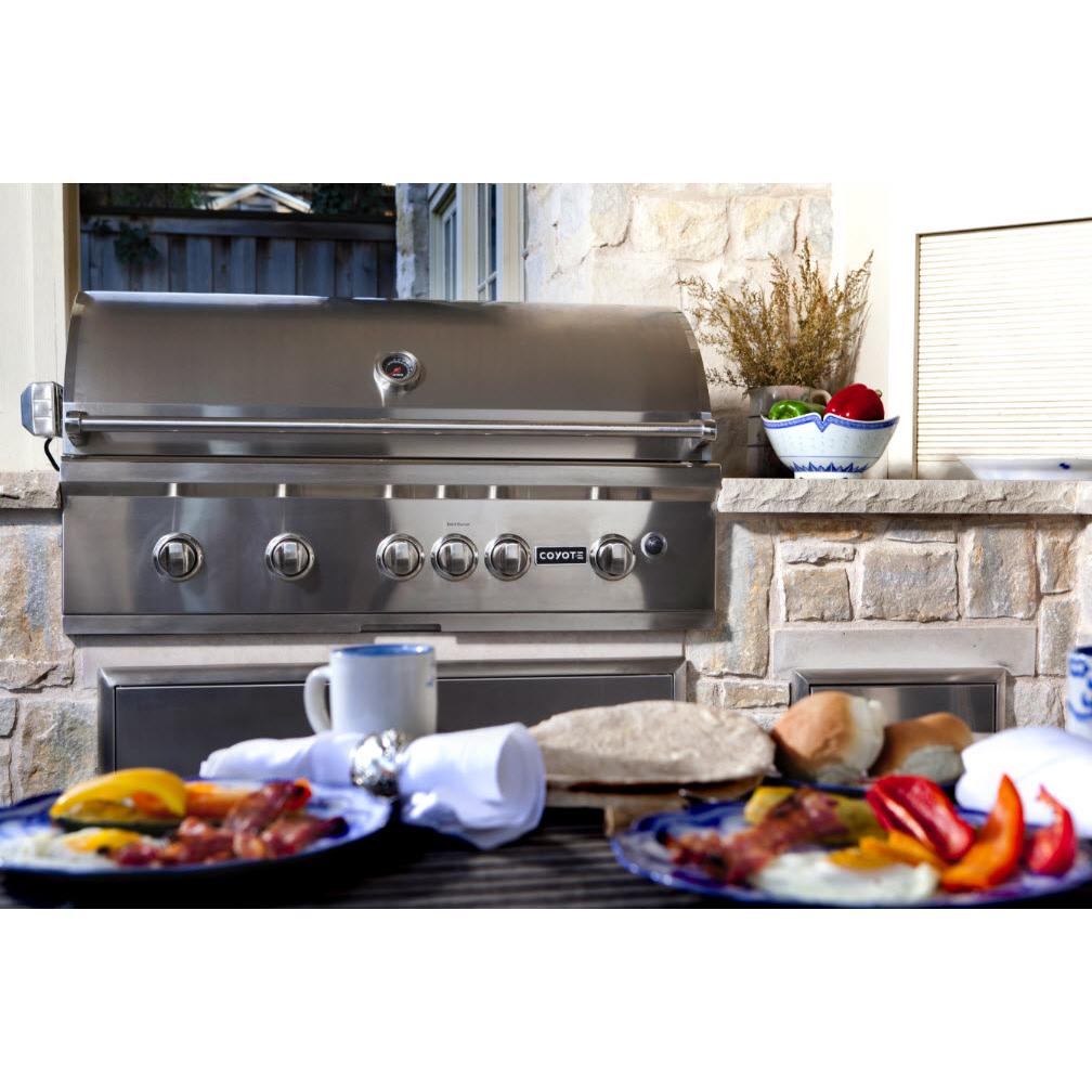 Coyote S-Series 42in Built-In Gas Grill C2SL42LP