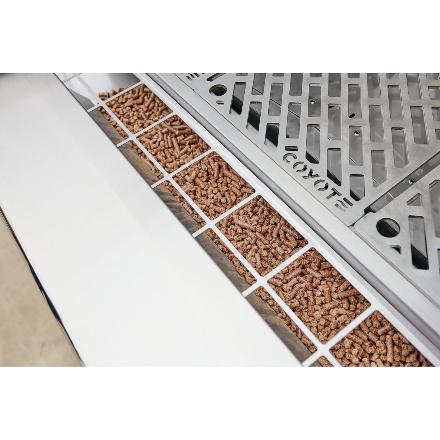 Coyote 36in Freestanding Pellet Grill C1P36-FS