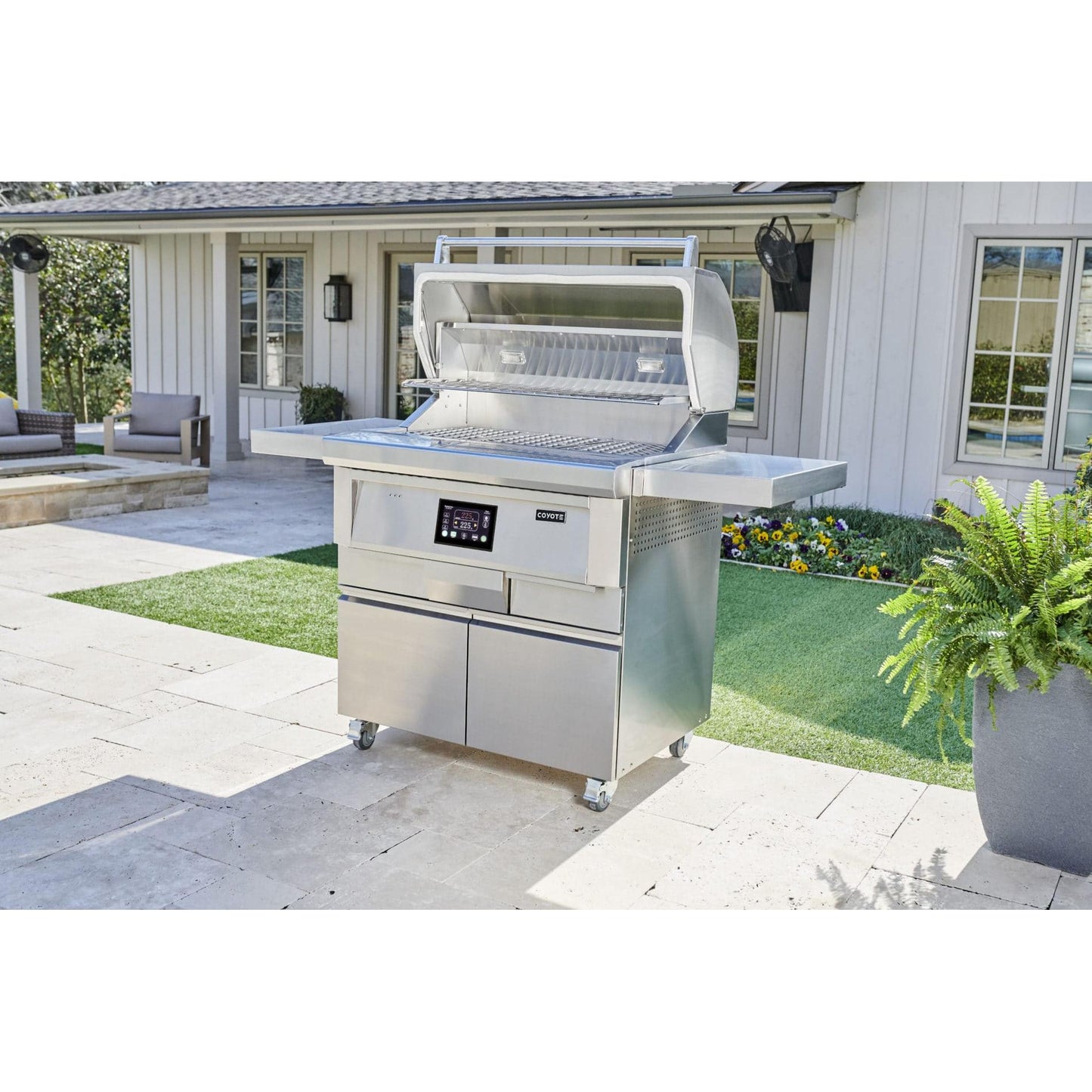 Coyote 36in Freestanding Pellet Grill C1P36-FS