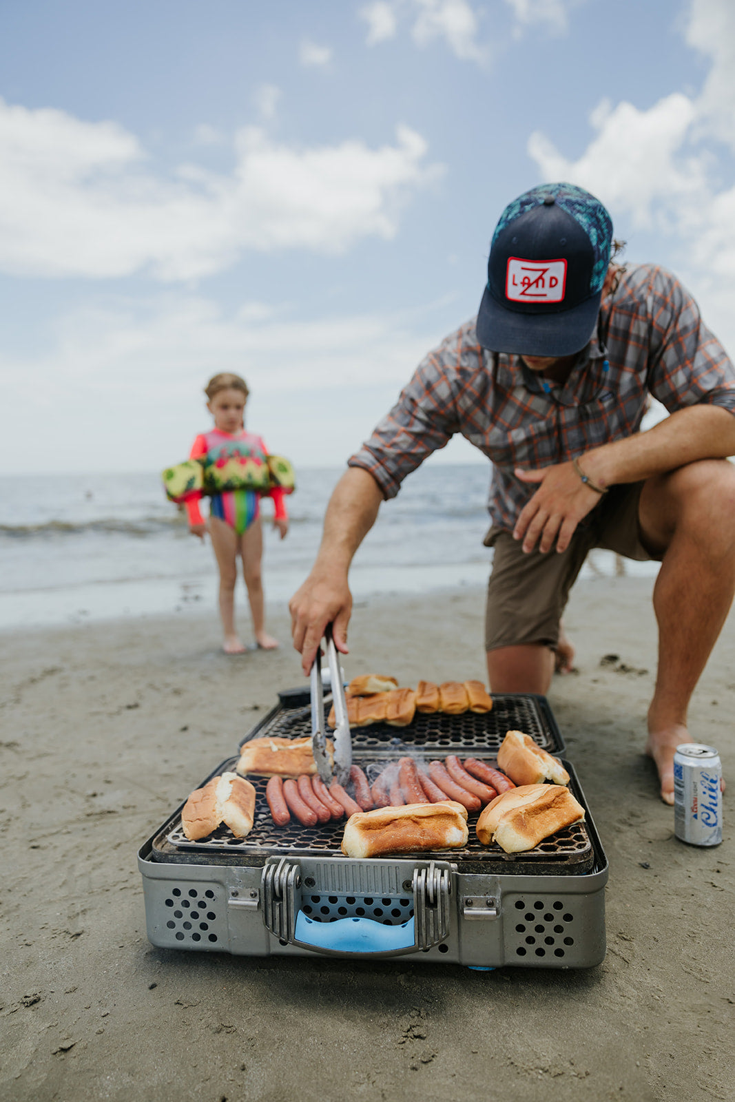 NOMAD Grill & Smoker